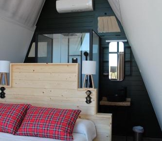 Deluxe Double Room with Shower