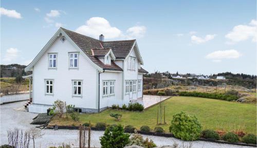 Four-Bedroom Vacation Home