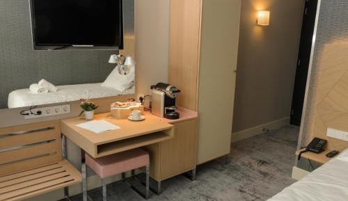 Deluxe Single Room with View