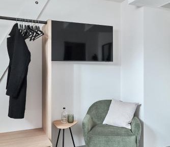 Single Room with Pool View