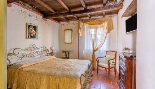 Three-Bedroom Superior Apartment