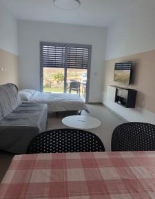 Family Suite With Garden 