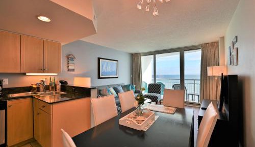 Family Room with Sea View