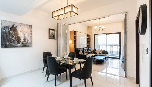 Apartment with Balcony