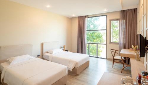 Superior Twin Room