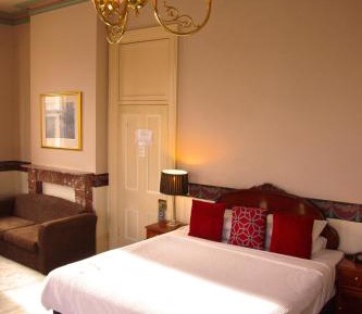 Executive Queen Room