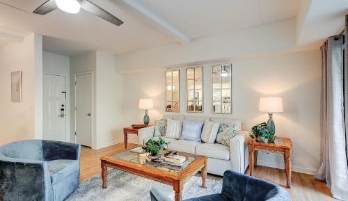 One Bedroom Apartment