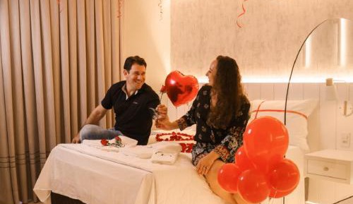 Queen Suite with Spa Bath