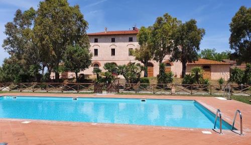 Superior One-Bedroom Apartment