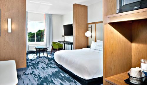 King Studio Suite with Sofa Bed