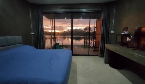 Deluxe Double Room with Balcony and Sea View