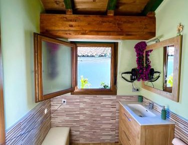 Twin Room with Private Bathroom