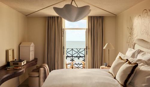 Deluxe Double Room with Balcony and Sea View