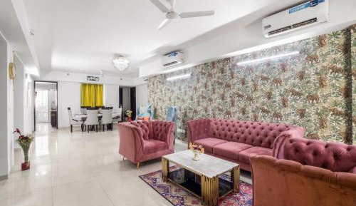 Apartment with Garden View