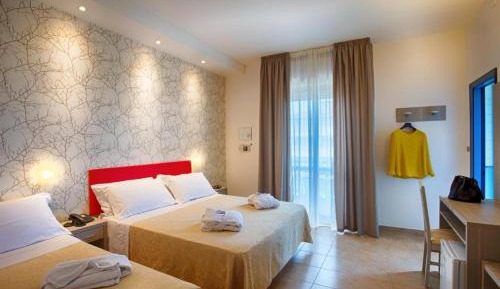 Superior Triple Room with Sea View