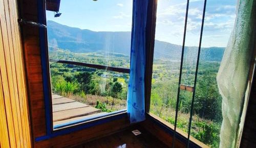Family Room with Mountain View