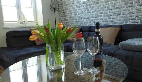 Appartement Berlin- Schillerstraße 8