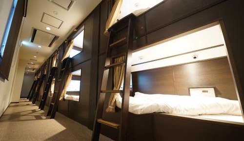 Standard Cabin - Male Only