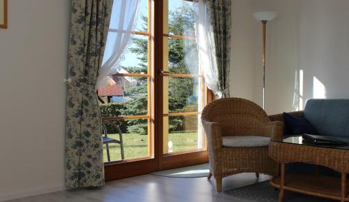 Large One-Bedroom Apartment