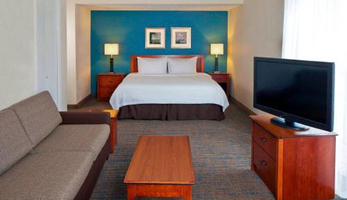 King Studio with Sofa Bed