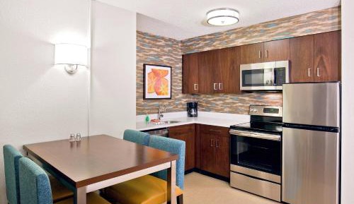 King Studio with Sofa Bed