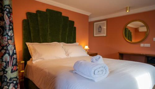 Second Floor King Room