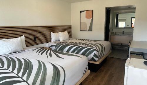 Queen Room with Two Queen Beds