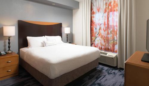 King Studio with Sofa Bed