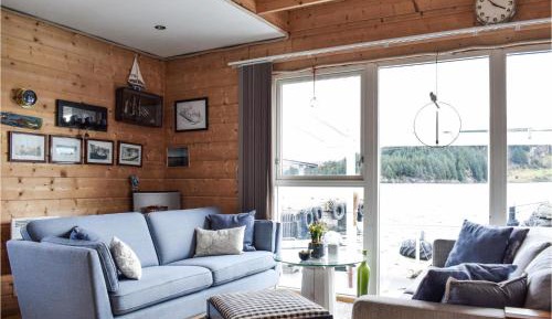 Three-Bedroom Vacation Home 