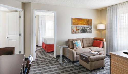 Corner Two-Bedroom King Suite