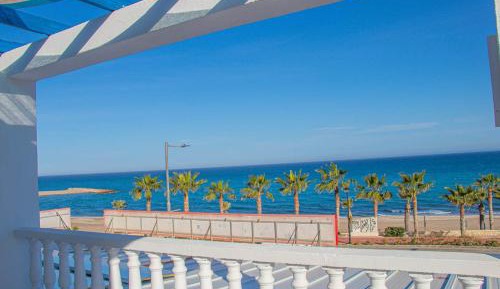 Family Room with Sea View