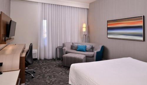 One-Bedroom King Suite