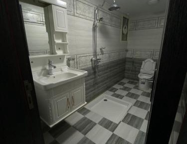 Twin Room with Shared Toilet