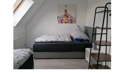 Standard Twin Room with Shared Bathroom