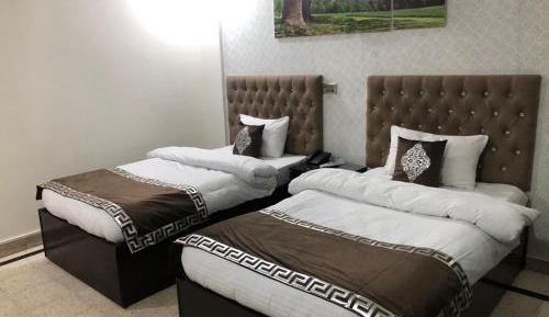 Twin Room with City View