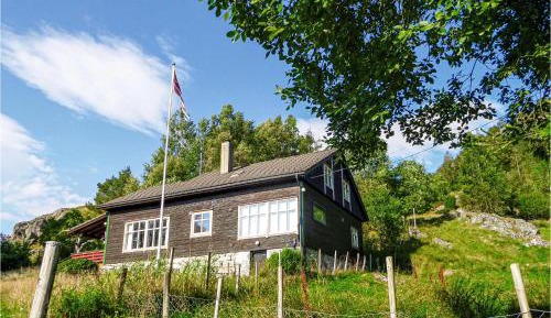 Five-Bedroom Holiday Home