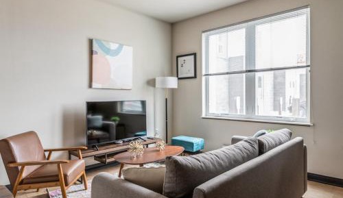 One-Bedroom Apartment (Self Check-in with Virtual Front Desk)