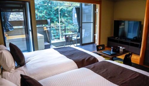 Deluxe Modern Japanese-Style Room with Open-Air Cypress Bath and Private Terrace - Smoking