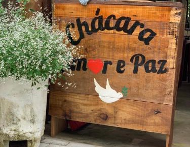 Deluxe Room (1 adult + 1 child)