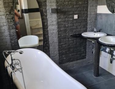 King Room with Balcony