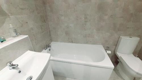 Twin Room with Shared Bathroom