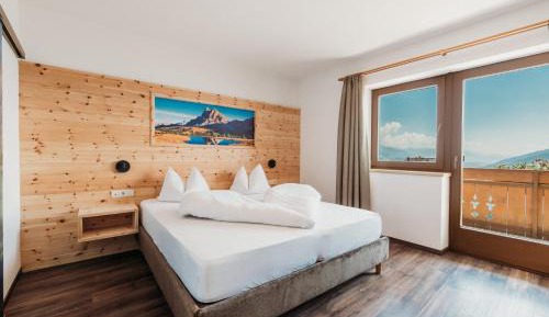 Deluxe Double Room with Bath