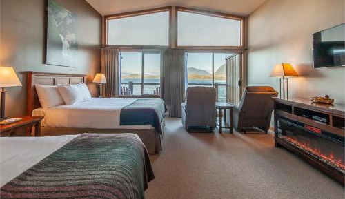 Standard Suite with Two Queen Beds