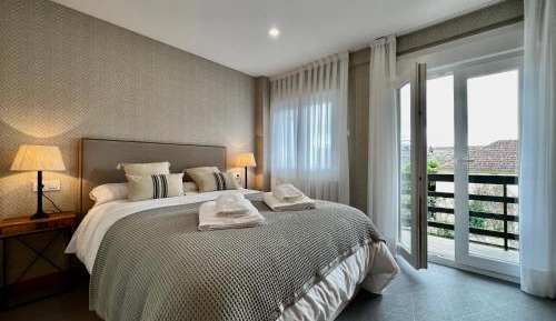 Apartment with Balcony