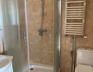 Quadruple Room with Private Bathroom