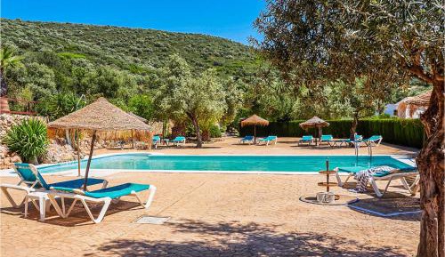 One-Bedroom Holiday Home