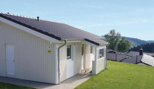 One-Bedroom Holiday Home