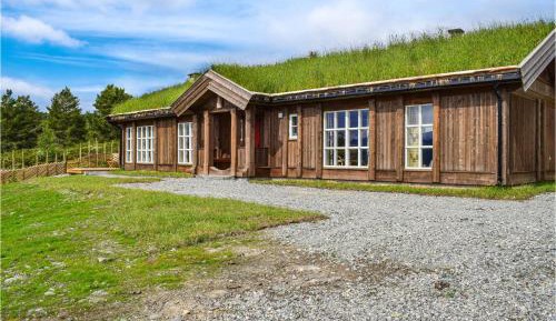 Three-Bedroom Vacation Home 