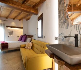 Superior Double Room with Balcony