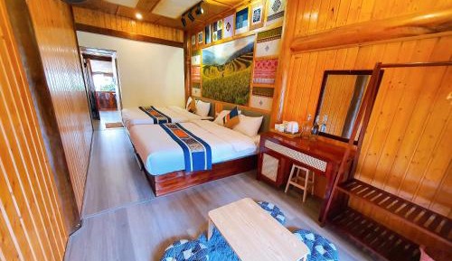 Triple Room with Mountain View